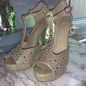 (Prom) gold heels